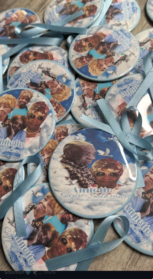 Memorial Buttons